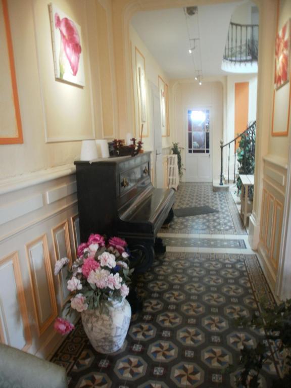 Bed and Breakfast Le Jardin Des Lys Gemmelaincourt Exterior foto